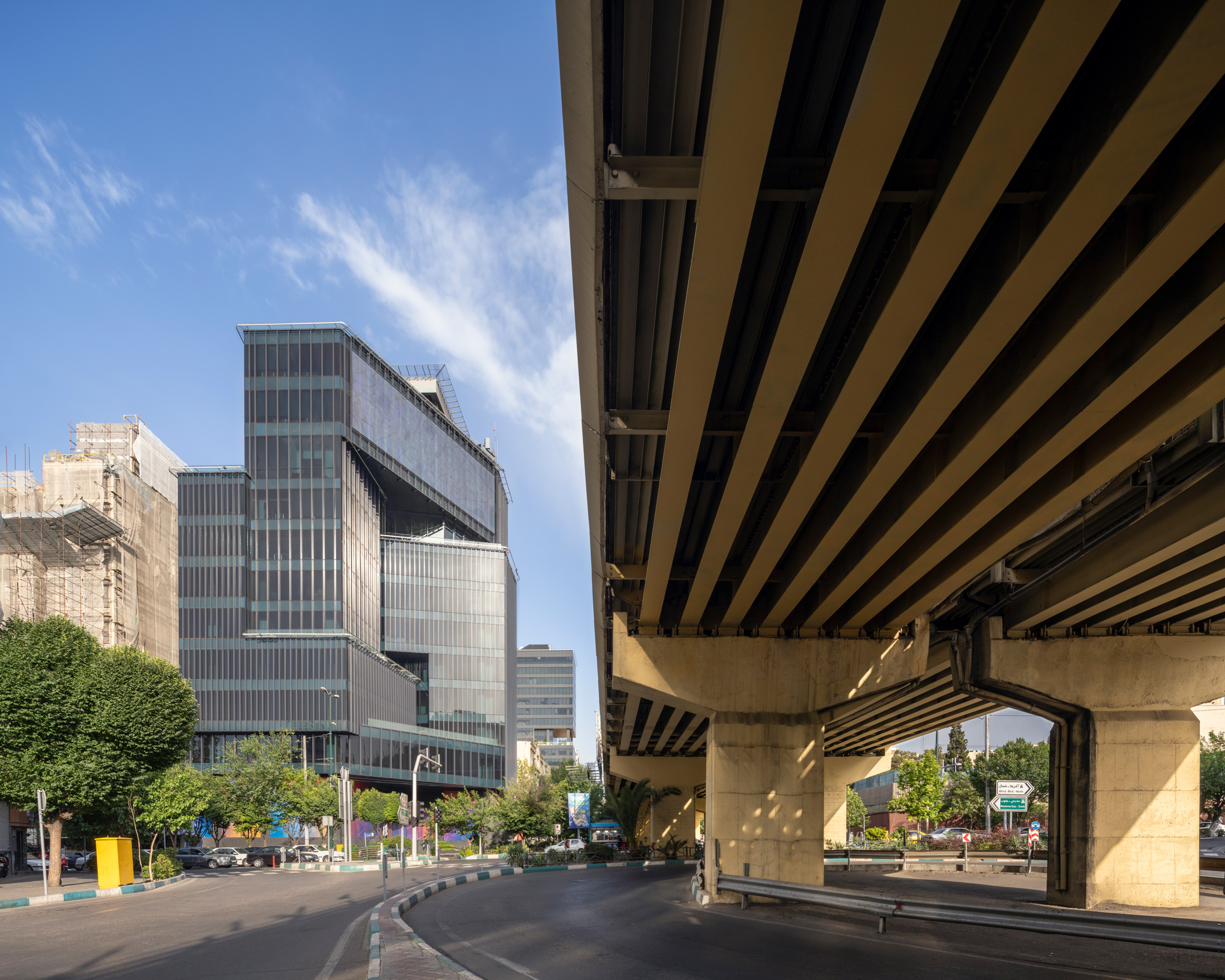 Architectural Photography of Mika Knots Office & Commercial Tower in Tehran Mirdamad by Fluid Motion Architects, designed by Reza Daneshmir and Catherine Spiridonoff